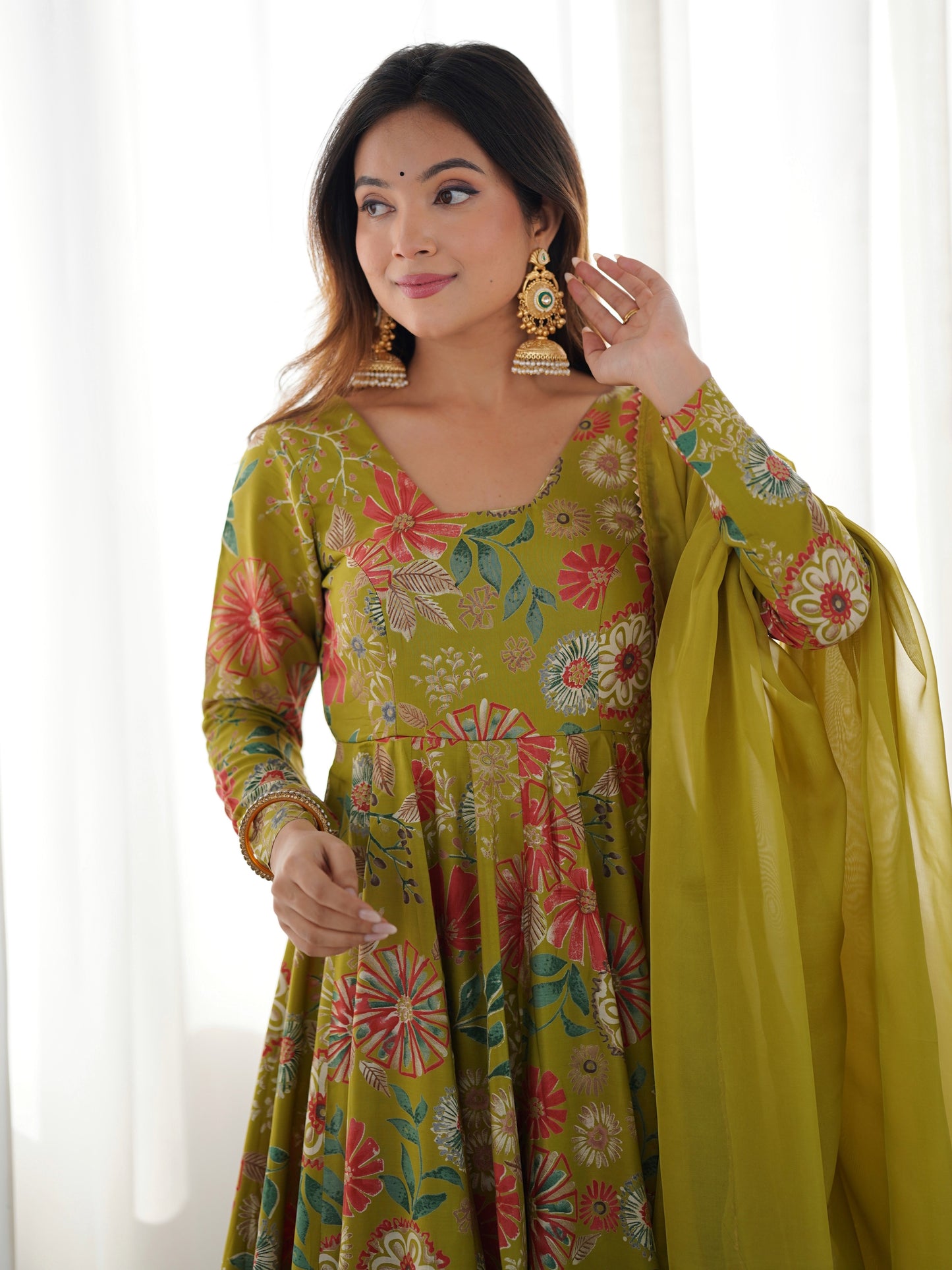 Marvelous Green Floral Printed Silk Mehndi Wear Palazzo Suit