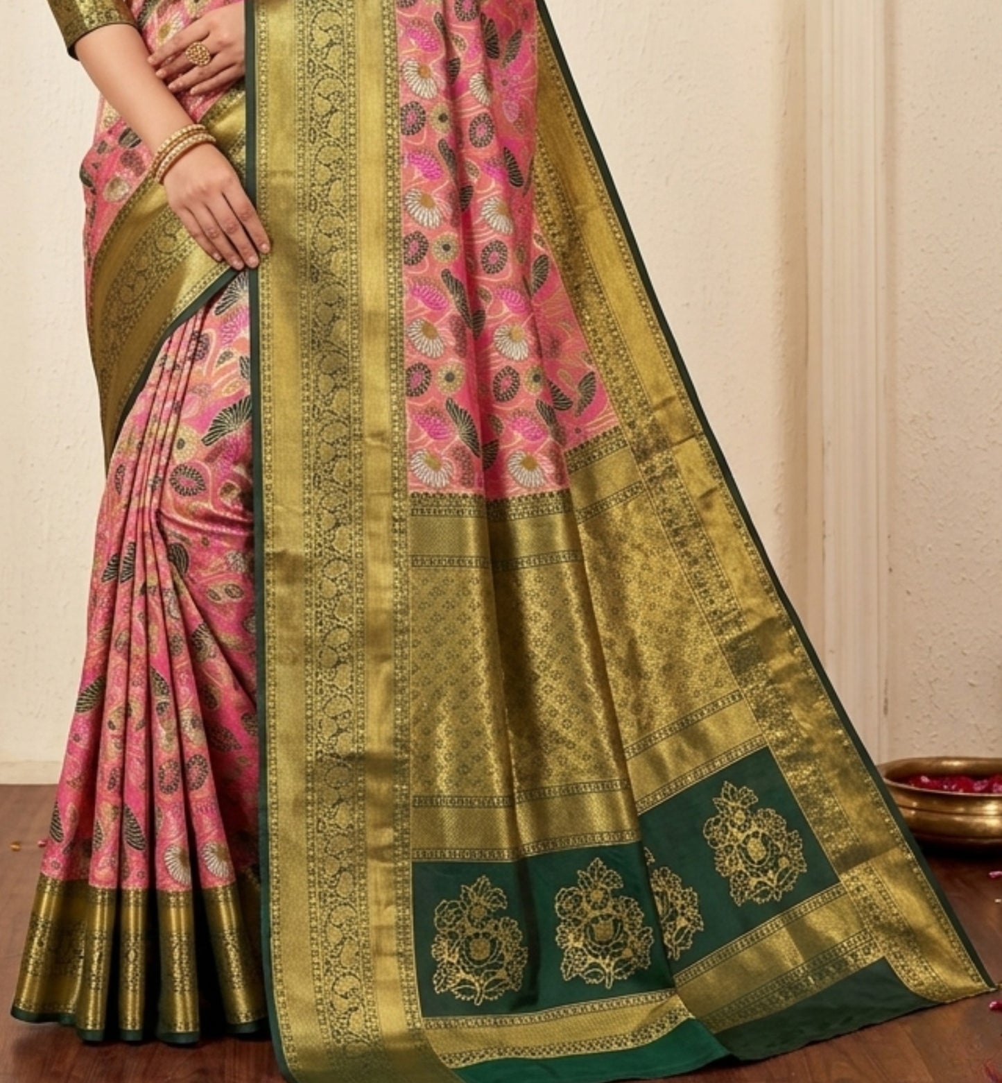 Attractive Pink Heavy Zari Work Wedding Wear Pattu Silk Saree