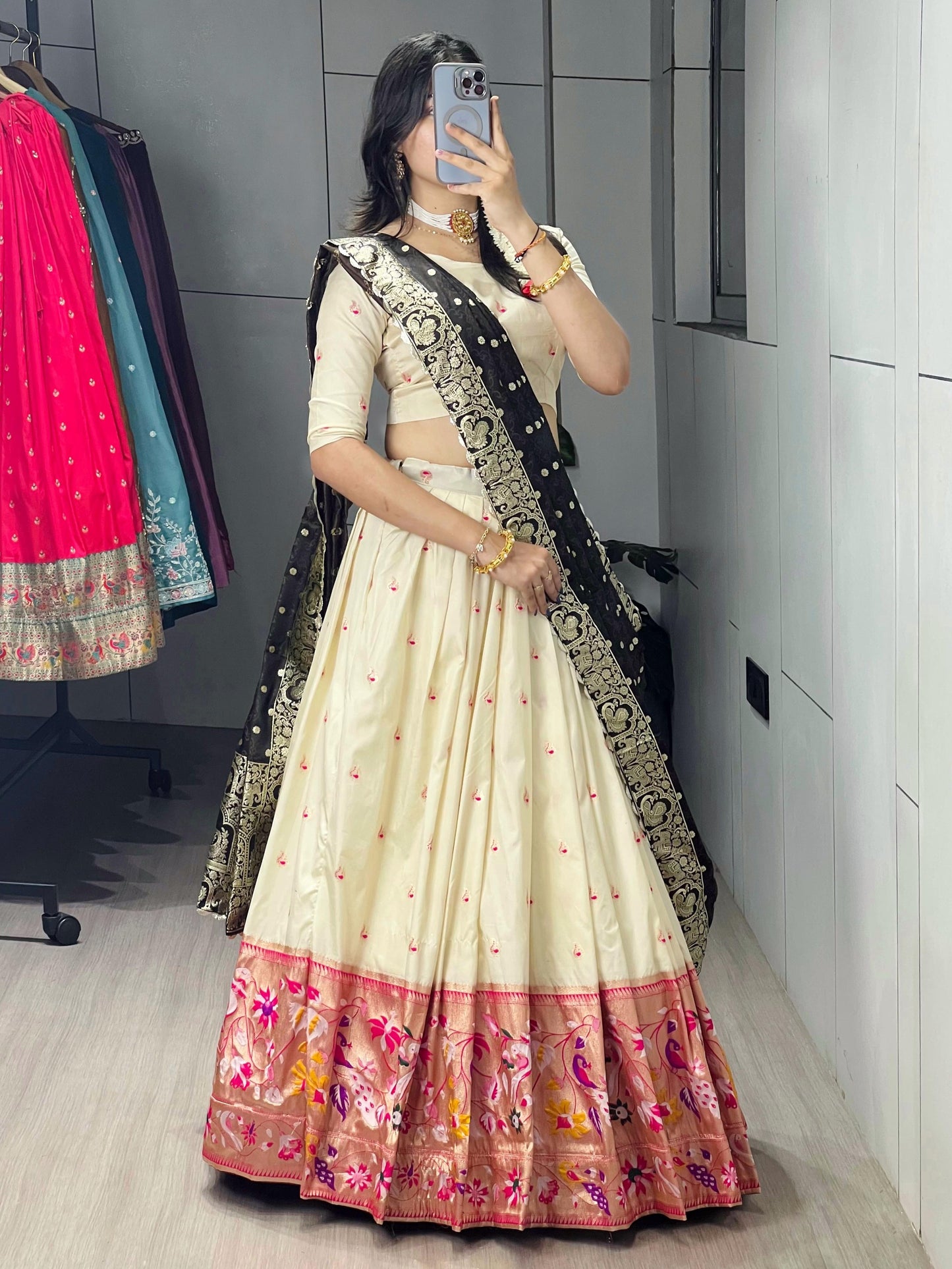 Fantastic Cream Paithani Silk Reception Lehenga Choli